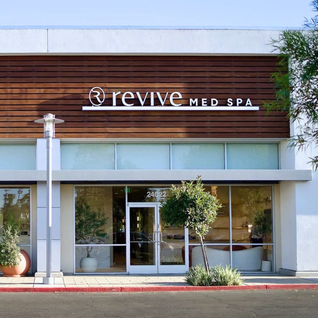 iThriveMD Laguna Niguel Outdoor Building