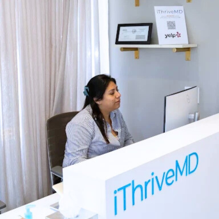 iThriveMD Walnut Creek Front Desk