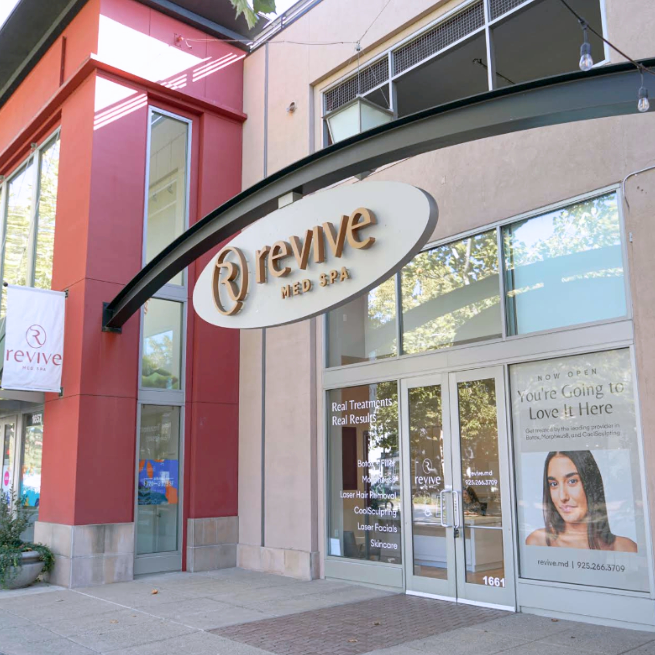 iThriveMD Walnut Creek Outdoor Building